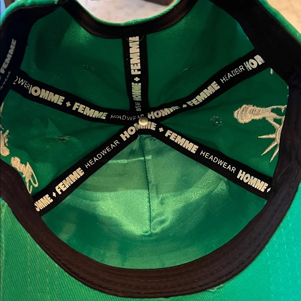 Homme Femme NYC Royal Hat NEW